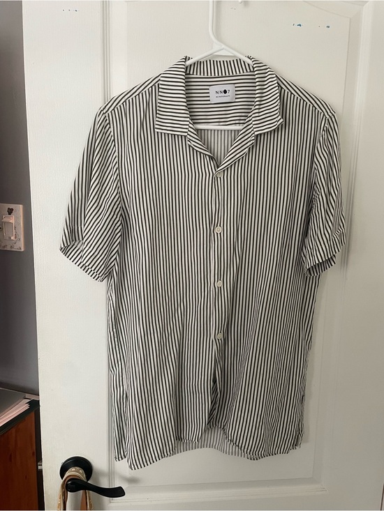 NN07 Other - NN07 100% Tencel white and green short sleeved camp collar button shirt M